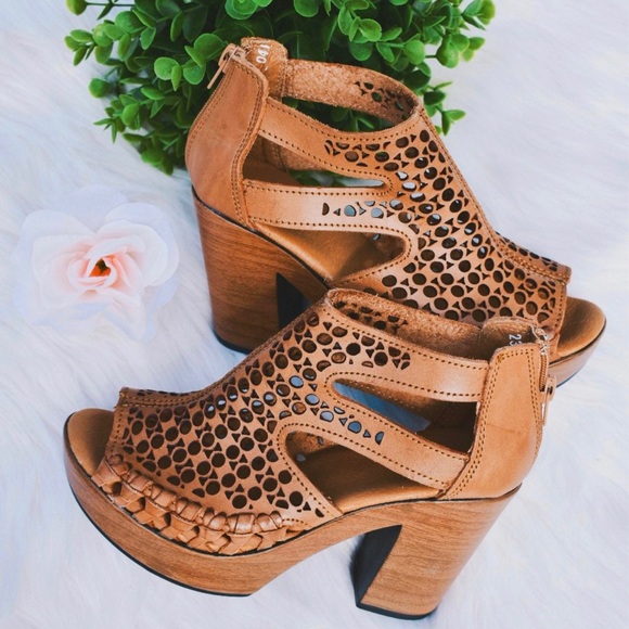 Huarache Sandal - Mexican style Boho Hippie All sizes- 5-10 High heel leather - Picture 2 of 2